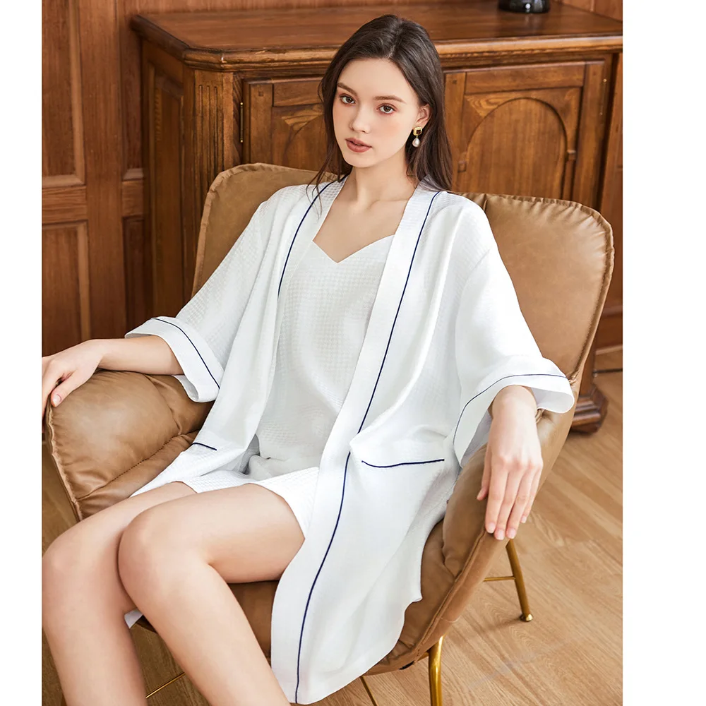 Вафельный жаккардовый халат из – обзор и цена Robe Silk Women